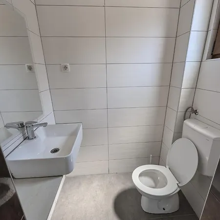 Marina Vista Apartment