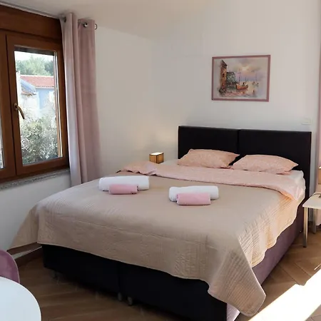 Marina Vista Sea View & Апартаменты