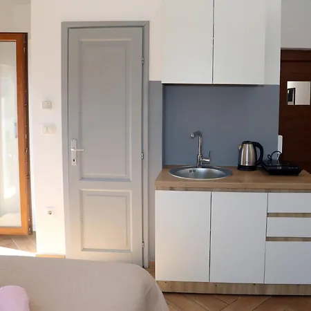Marina Vista Sea View & Апартаменты *