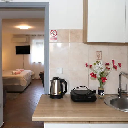 Апартаменты Marina Vista Sea View &