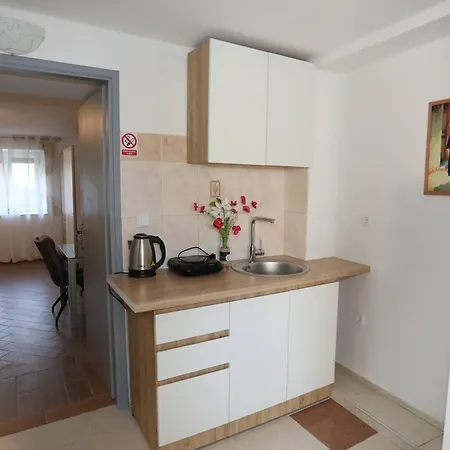 Апартаменты Marina Vista Sea View &
